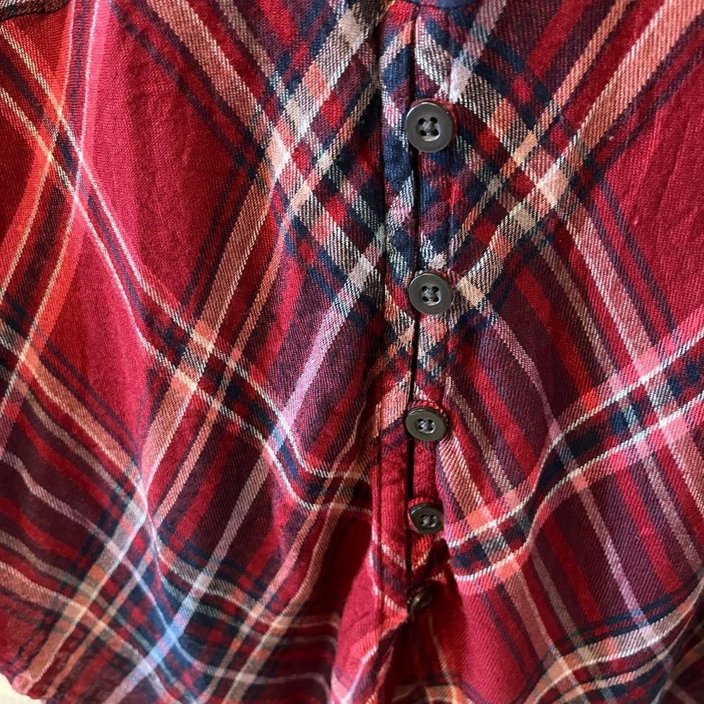 Lucky Brand Women’s Red and Navy Plaid Flannel Shirt, Size Small - Picture 6 of 6